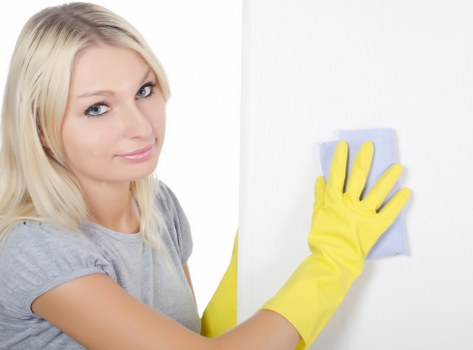 Deep steam cleaning helping remove dust and allergens from carpet fibers